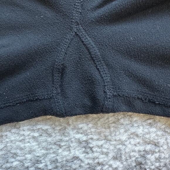 Lululemon Athletica Black Capri Leggings Shorts Size 4 - Picture 5 of 6